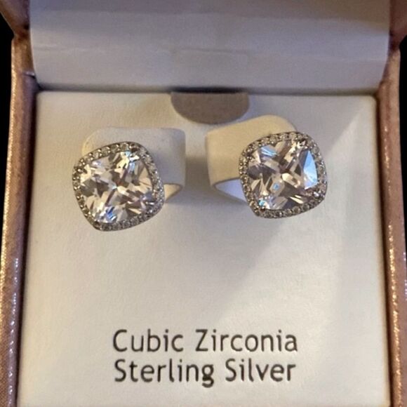 Sterling Silver Large Jewel Cubic Zirconia Stud Earrings NWT! - Picture 1 of 4